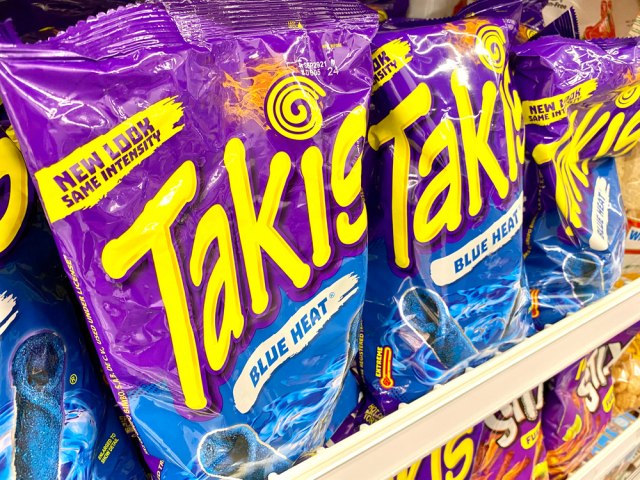 Deca u Srbiji "odlepila" za novim èipsom koji razara želudac VIDEO